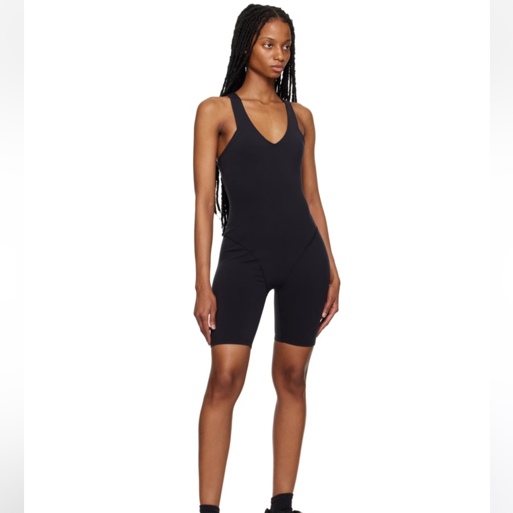 Alo Airbrush Real Onesie size L